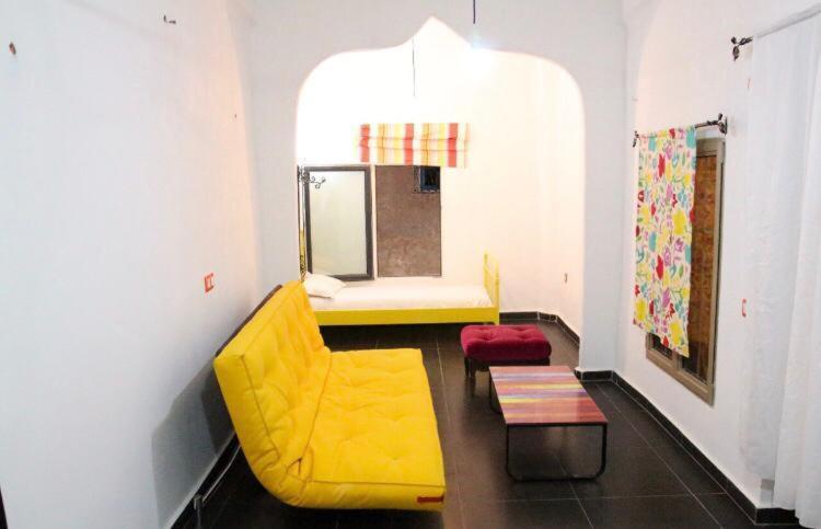 Hostal Valencia - Private Room With Bathroom Chefchaouen Exterior photo