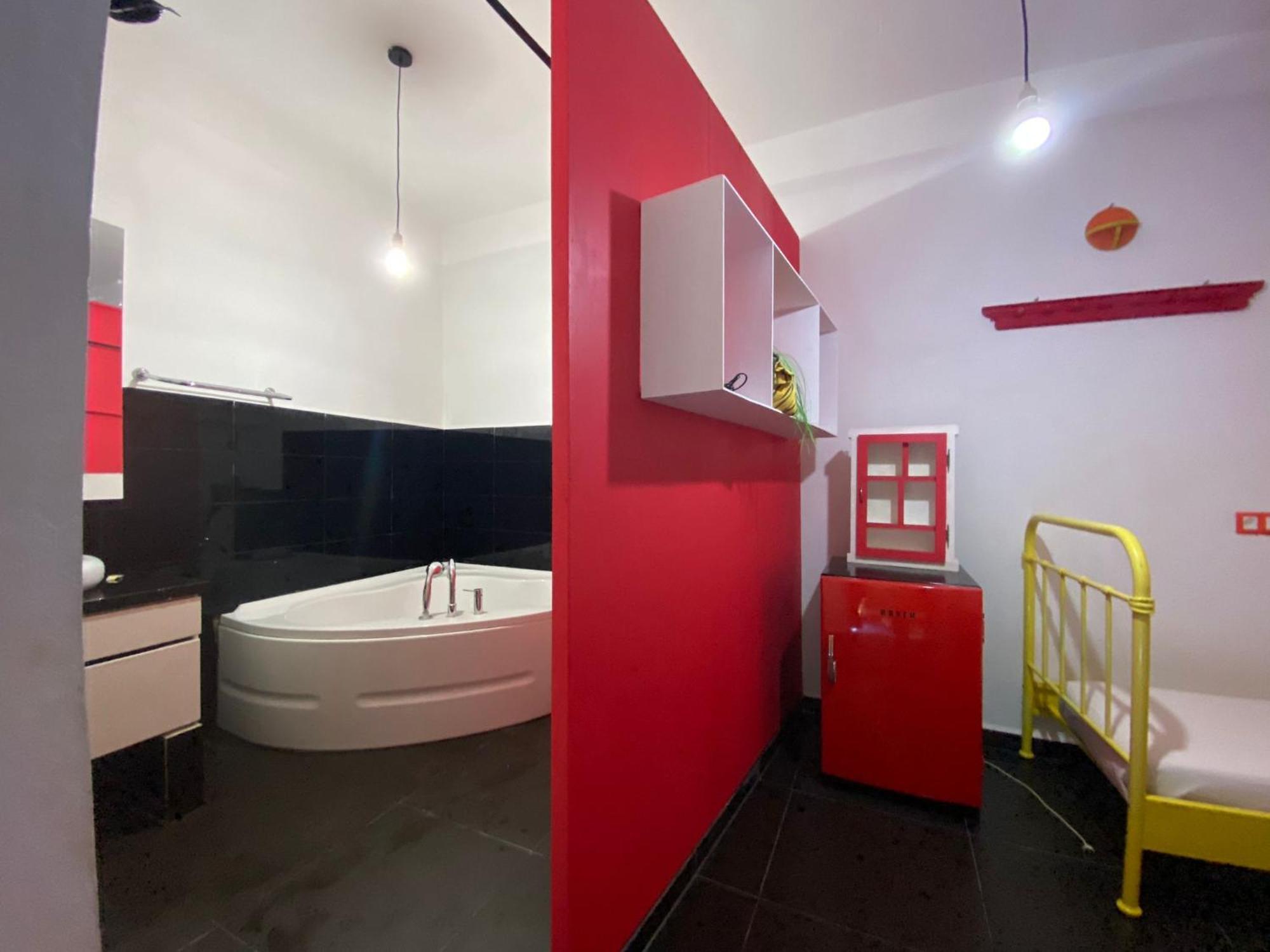 Hostal Valencia - Private Room With Bathroom Chefchaouen Exterior photo
