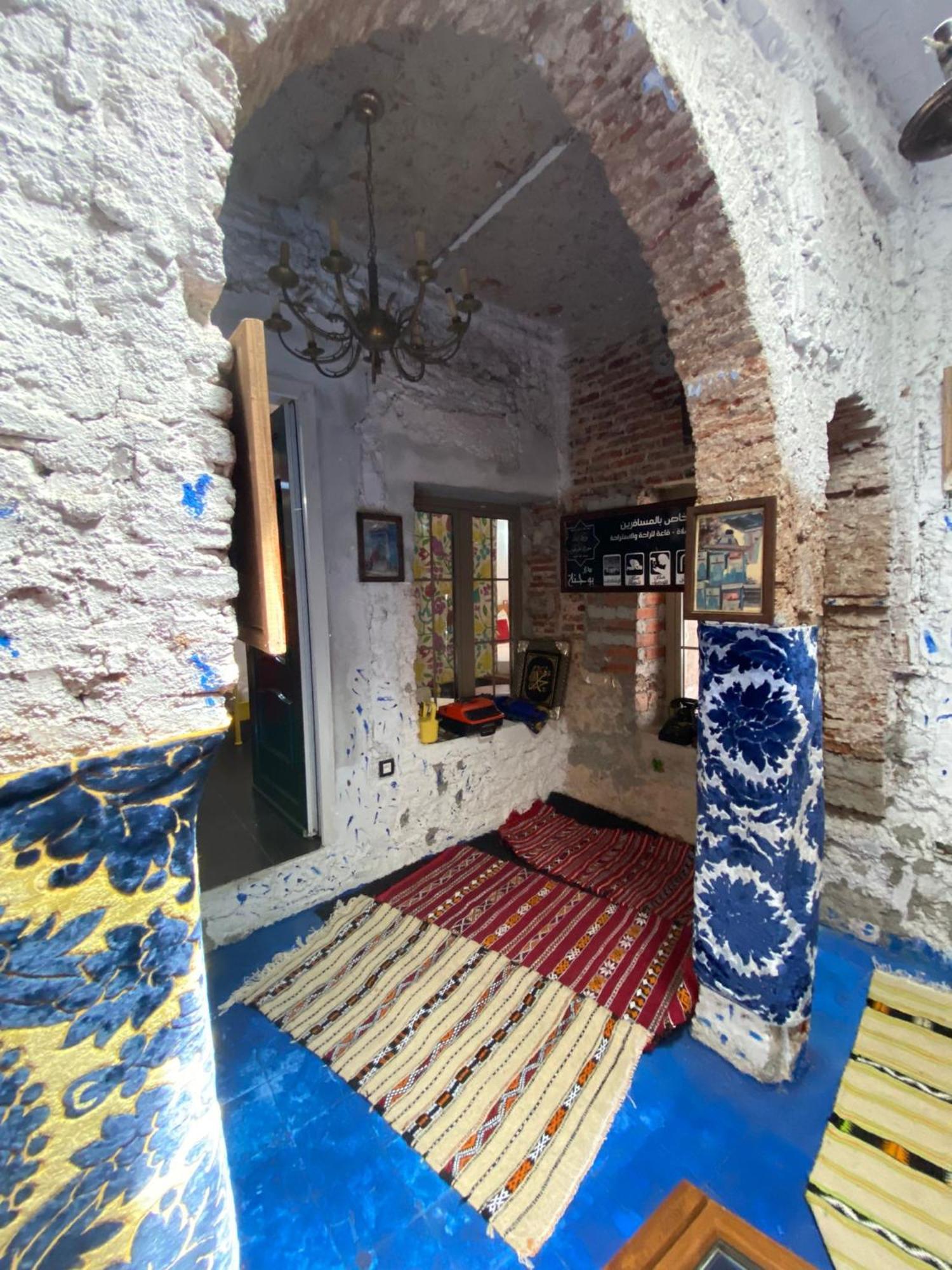 Hostal Valencia - Private Room With Bathroom Chefchaouen Exterior photo